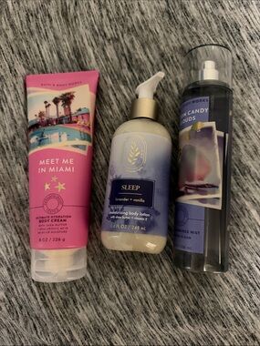 Bath & Body Works Pink 'Meet Me in Miami' Body Cream (Bright Pink Tube) set